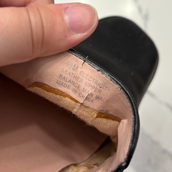 Vintage Aerosoles Women’s Black Leather Pump Heels, Size 9.5M - Picture 8 of 8